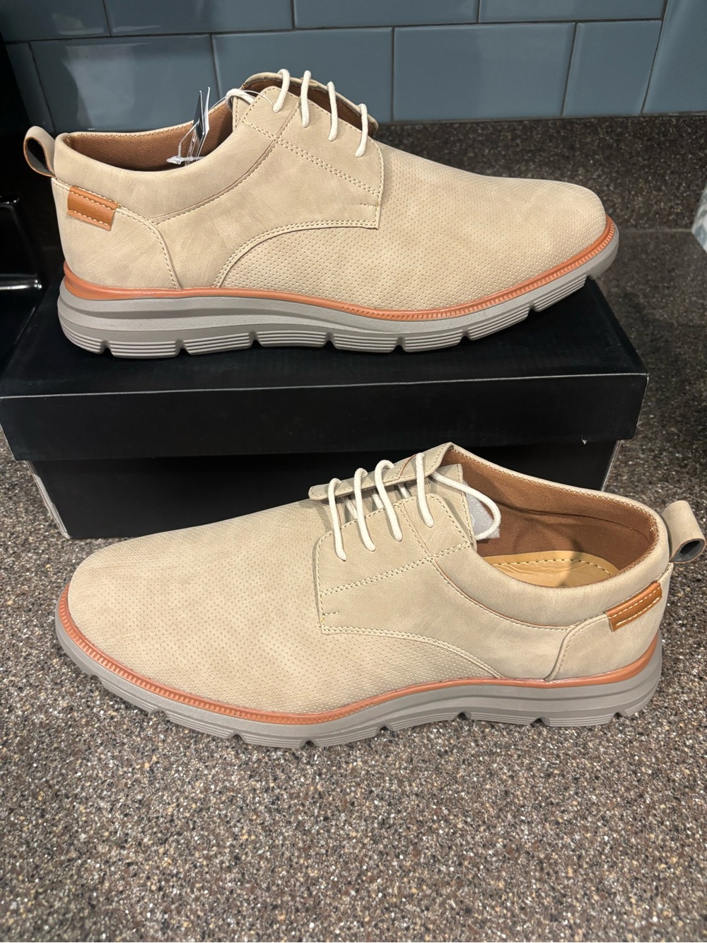 Men's Neutral Beige Derby Shoes with Lightweight Sole